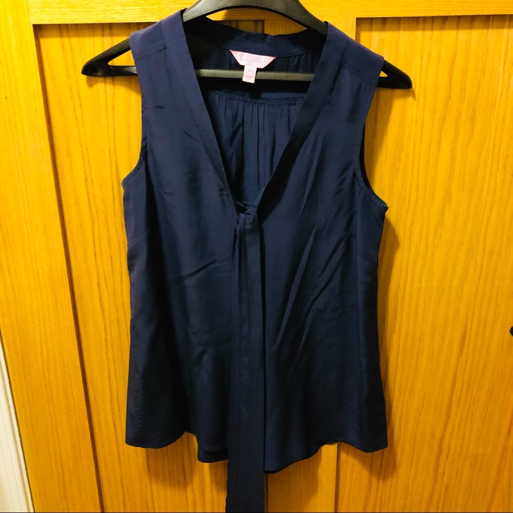 Lilly Pulitzer navy blue sleeveless silk top tie neck XS euc
